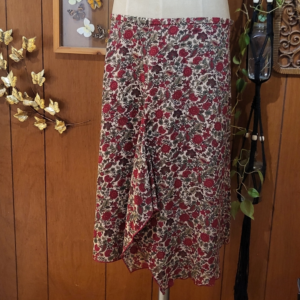 Judith Hart Asymmetrical Floral Skirt in Red and Cream